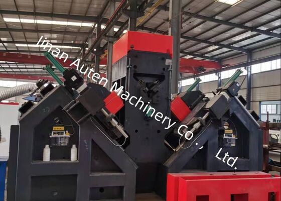 خط إنتاج الحفر الحديدية الزاوية الآلي CNC 6000r / min Max. سرعة دوران الغزل