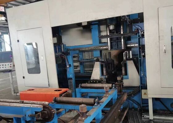 صناعة بناء الجسور CNC حزمة الحفر وخط آلة الشحن للصلب القناة