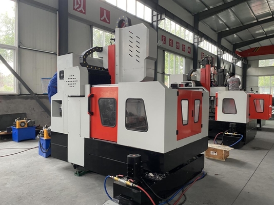 آلة حفر الألواح CNC الأوتوماتيكية 2000x2000mm آلة طحن CNC