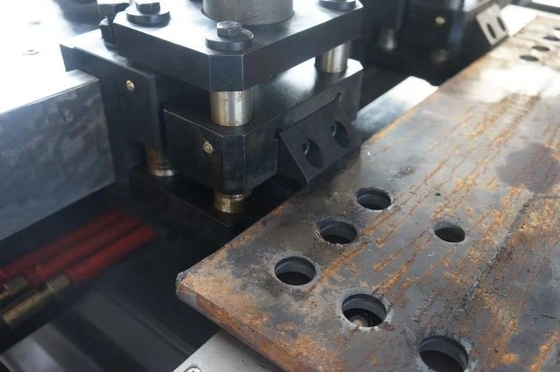 1200KN سيرفو تغذية حفر قوة CNC لوحة حفر حفر آلة مع 26mm أقصى قطر ثقب