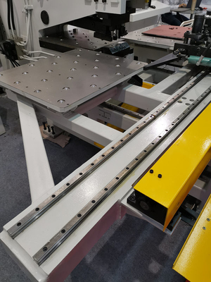 3000r / min آلة حفر صفيحة CNC المهنية لمعالجة النطاق الكبير