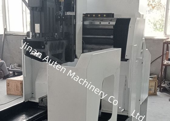 آلة حفر وطحن ألواح CNC مقاس 600 × 600 مم مع نظام تحكم رقمي ونظام كهربائي