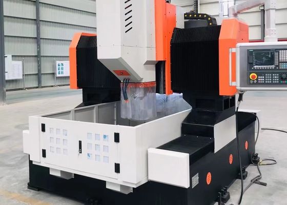 محرك الخدمة المخصصة المتداولة عالية السرعة المفاصل الدوارة ومخرج مركز الحفر آلة طحن CNC لمعالجة الدقة