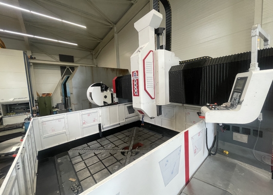 ارتفاع البوابة 800mm CNC البوابة معالجة فلنج لوحة حفر آلة الغزل الطنان BT50