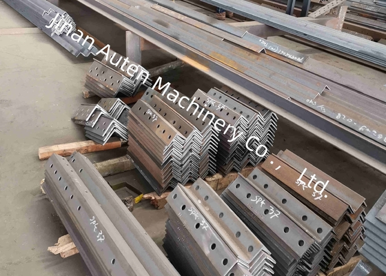 آلة خط التثقيب والوسم والقص CNC للزوايا 2 لكمة لكل جانب، قوة التثقيب 630 كيلو نيوتن