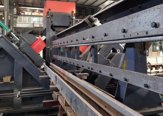 حوالي 150 كيلوواط الطاقة الإجمالية CNC زاوية الحفر وخط العلامة 9 محاور CNC محطة هيدروليكية طريقة تبريد الهواء