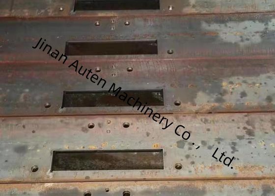 آلة حفر وتنصيب مسامير العوارض الفولاذية باستخدام الحاسوب (CNC) بأنظمة هيدروليكية و هوائية قوية، القدرة الإجمالية 52 كيلو واط