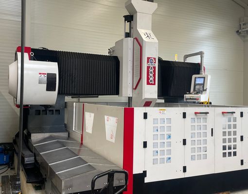 2000x2000ملم حجم القطعة العاملة آلة الحفر عالية السرعة CNC للألواح وأوراق الأنابيب