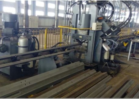 Φ26 × 12 ماكس. حفر CNC زاوية المعدن حفر علامة وقطع الخط 3 محاور CNC