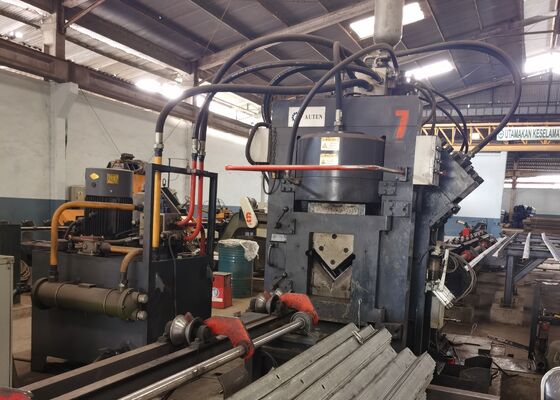 هيكل المحطة الفرعية تصنيع آلة التثقيب الفولاذية بزاوية CNC الأوتوماتيكية لبرج شعرية