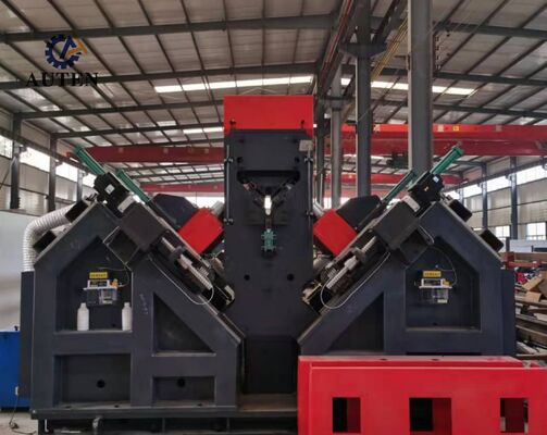 آلة حفر ووسم الزوايا CNC الممتازة مع تحميل تلقائي