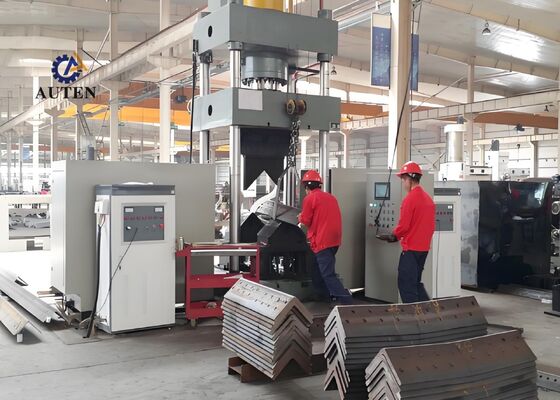 آلة ثني وتسخين الفولاذ الزاوي CNC موديل HQ250-700 للألواح المعدنية المسطحة